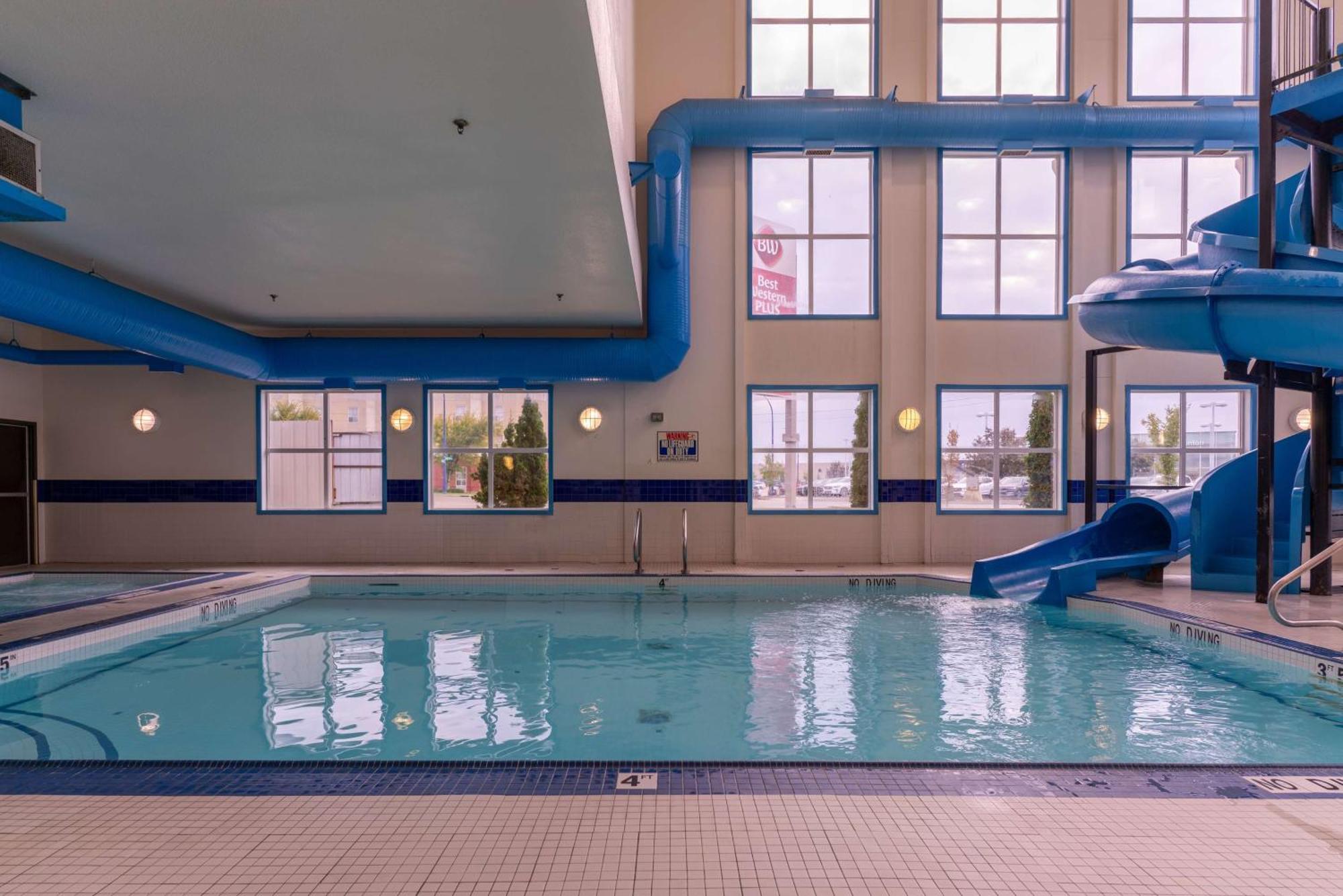 Best Western Plus South Edmonton Inn & Suites Экстерьер фото