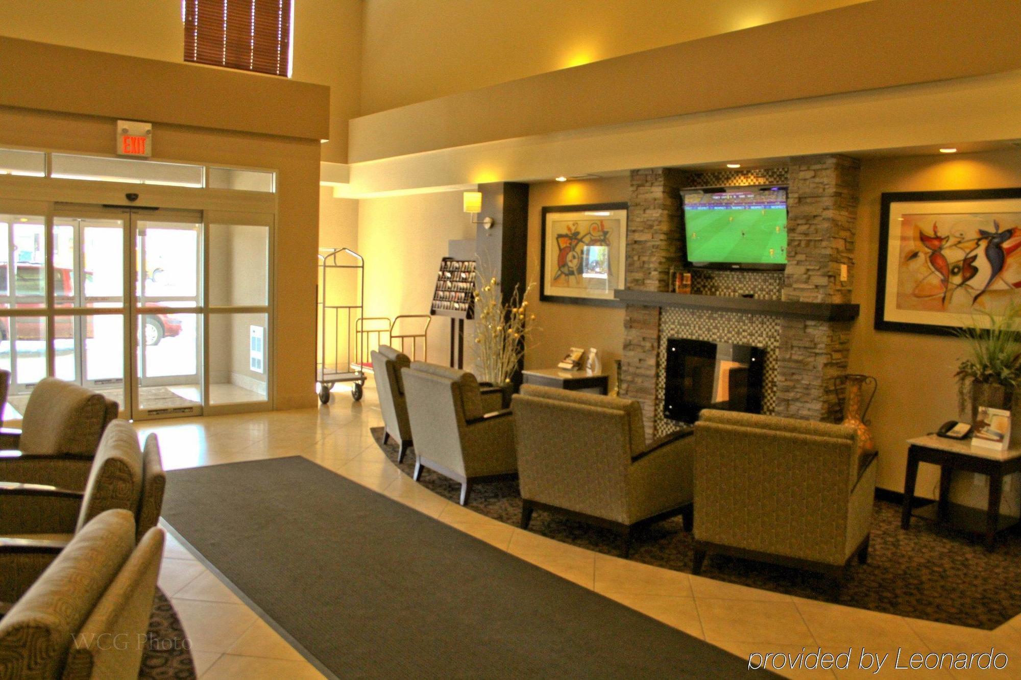 Best Western Plus South Edmonton Inn & Suites Интерьер фото